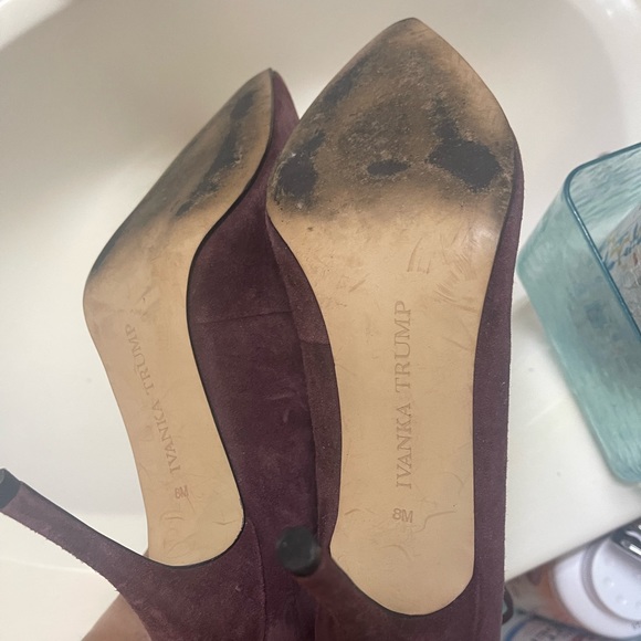Ivanka Trump Suede Pump - Picture 5 of 6